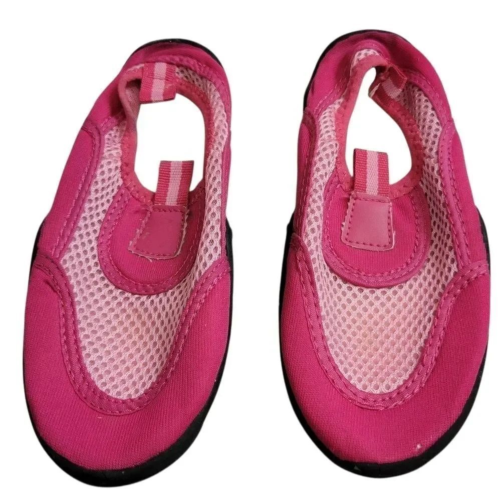 Water shoes 12/1